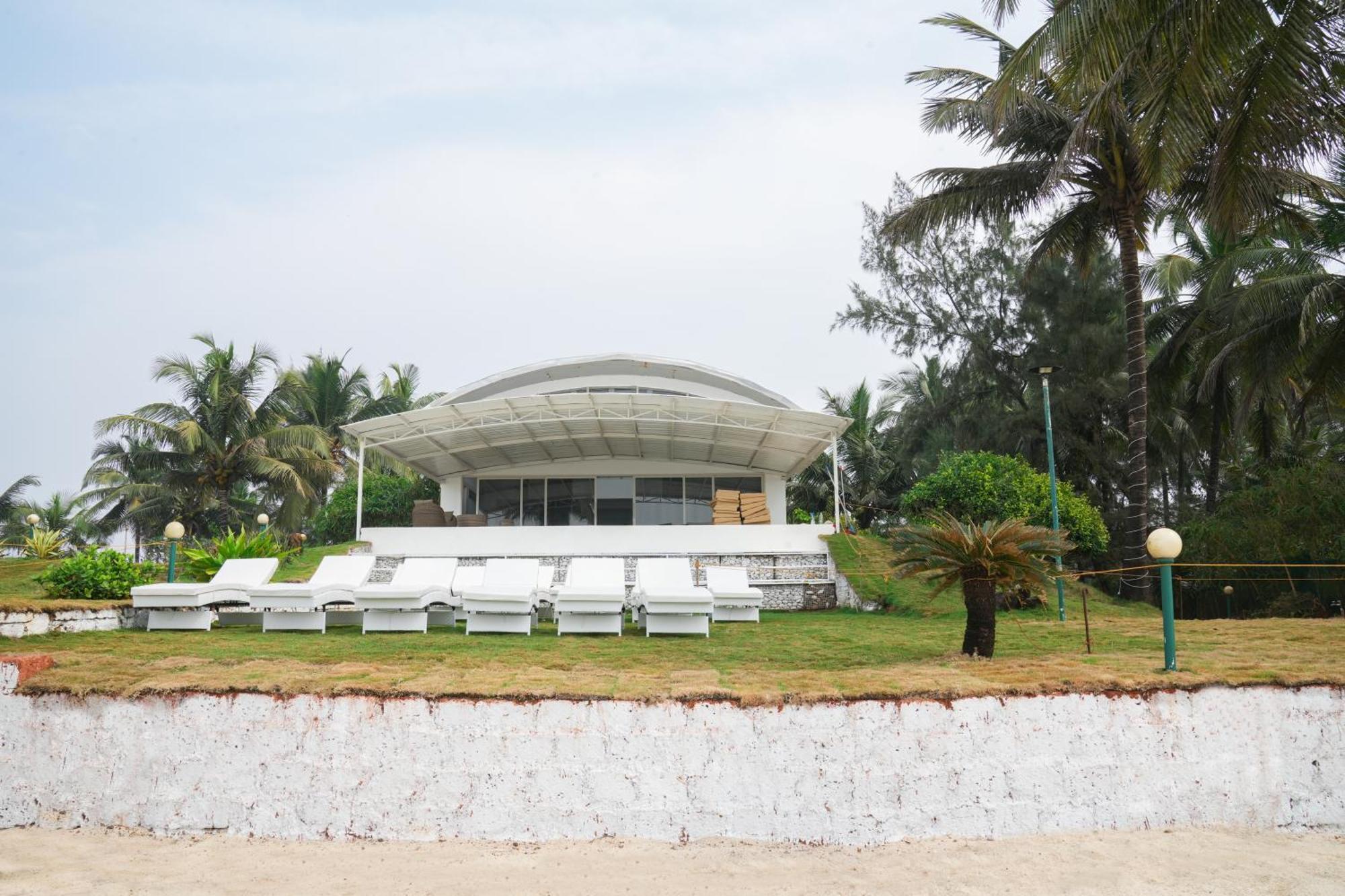 Regenta Beach House Resort, Goa Benaulim Eksteriør billede
